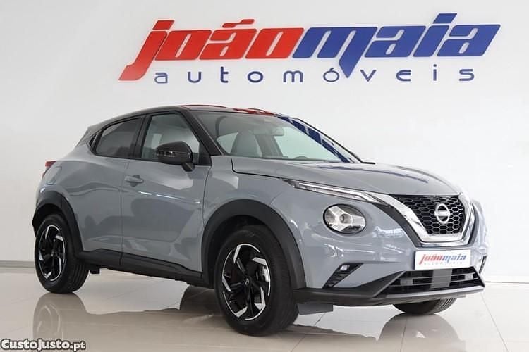 Cinza Usado 2024 Nissan Juke N-Connecta SUV | € 24.800 (Preço elevado) - Imagem 1/1