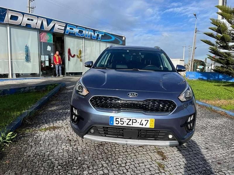 Usado Kia Niro Urban 141 HP (103 kW) 2019 Cinza SUV