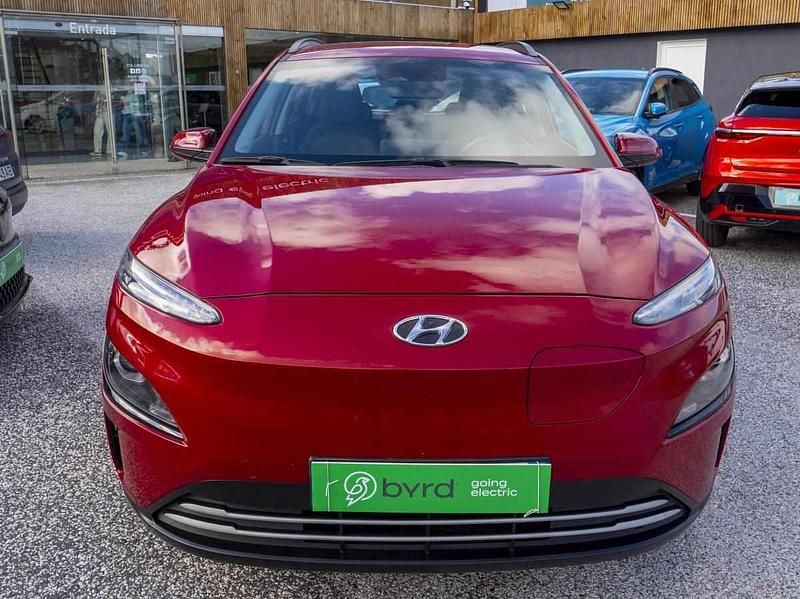 Usado Hyundai Kauai 100 kW (136 HP) 2022 Vermelho SUV