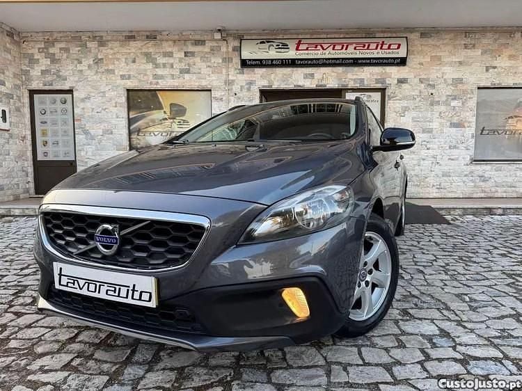 Outra Usado 2013 Volvo V40 Momentum Carrinha | € 13.500 (Preço justo) - Imagem 1/1