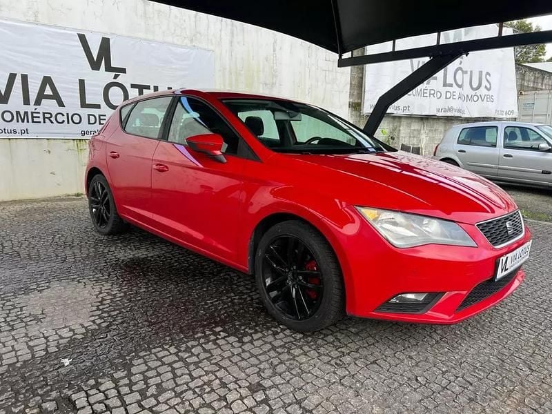 Usado Seat Leon Reference 115 HP (84 kW) 2013 Vermelho