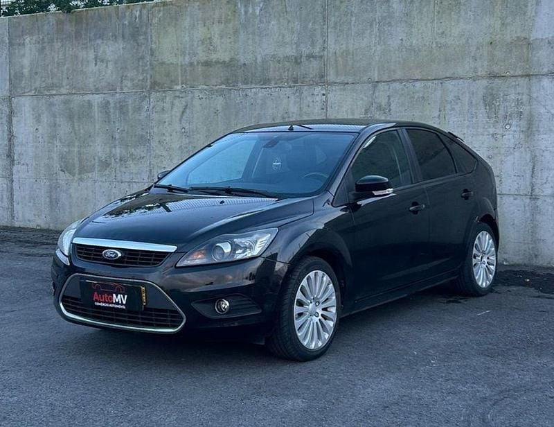 Usado Ford Focus Titanium 109 HP (80 kW) 2009 Sedan