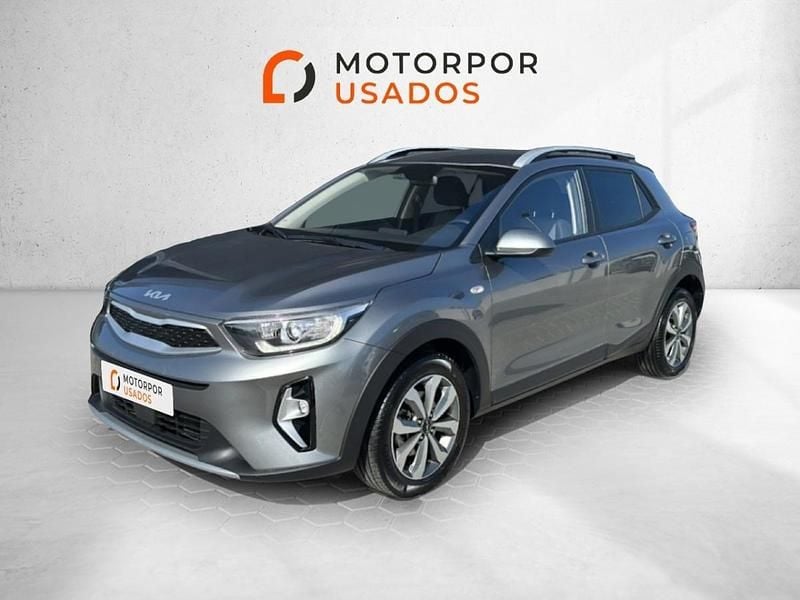 Usado Kia Stonic 84 HP (61 kW) 2025 Cinza SUV