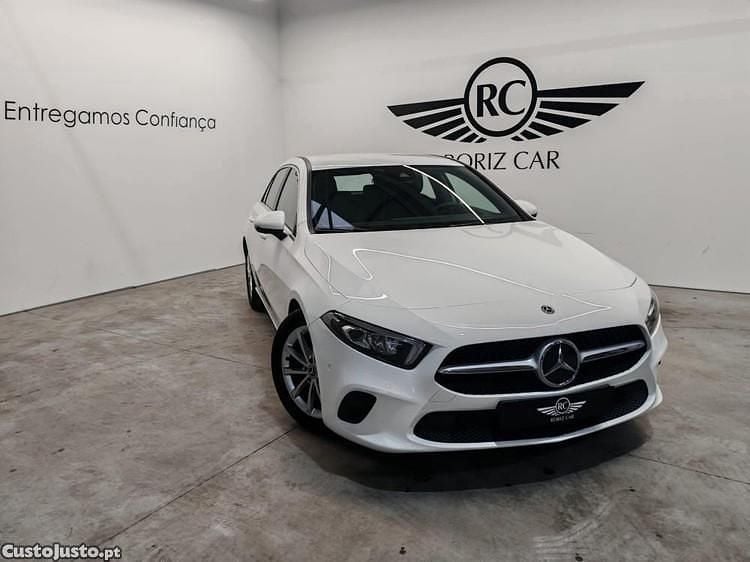 Usado Mercedes A180 Style 116 HP (85 kW) 2021 Branco Citadino