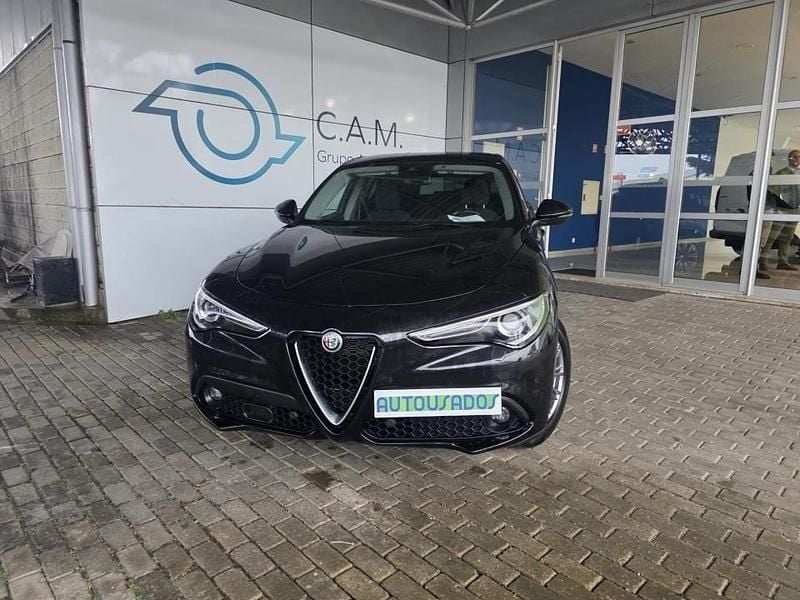 Usado Alfa Romeo Stelvio 190 HP (139 kW) 2022 Preto SUV