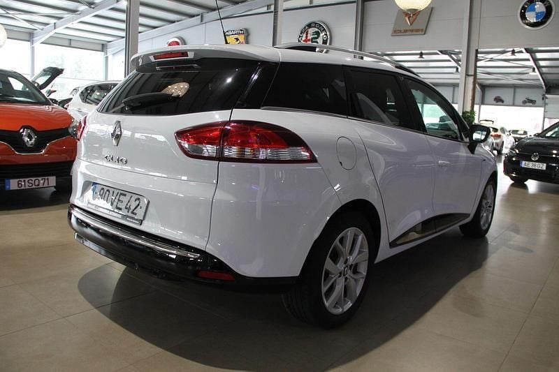 Usado Renault Clio GrandTour LIMITED 90 HP (66 kW) 2018 Branco Carrinha