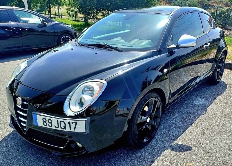 Preto Usado 2010 Alfa Romeo MiTo Citadino | € 7.500 (Preço justo) - Imagem 1/4