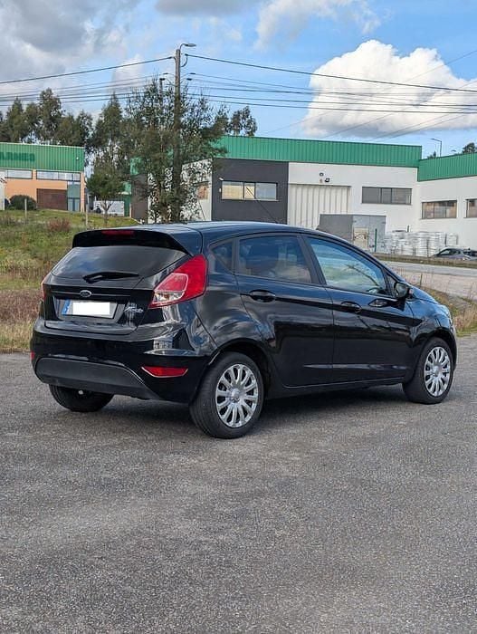 Usado Ford Fiesta Trend 100 HP (73 kW) 2013 Citadino