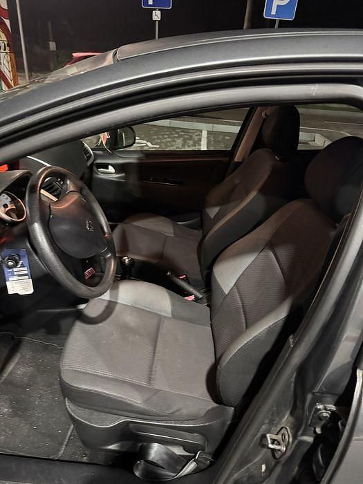 Usado Peugeot 207 2011 Sedan