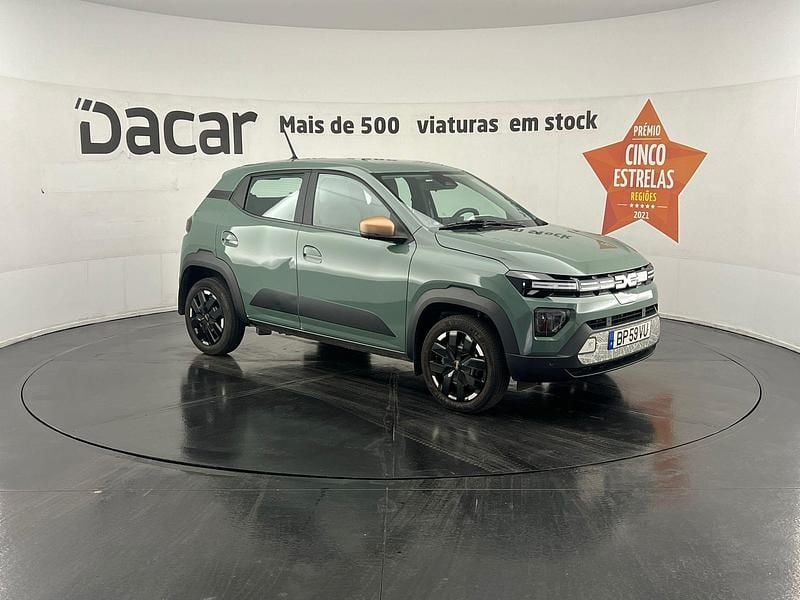 Verde Usado 2024 Dacia Spring Extreme Citadino | € 15.499 (Preço justo) - Imagem 1/4