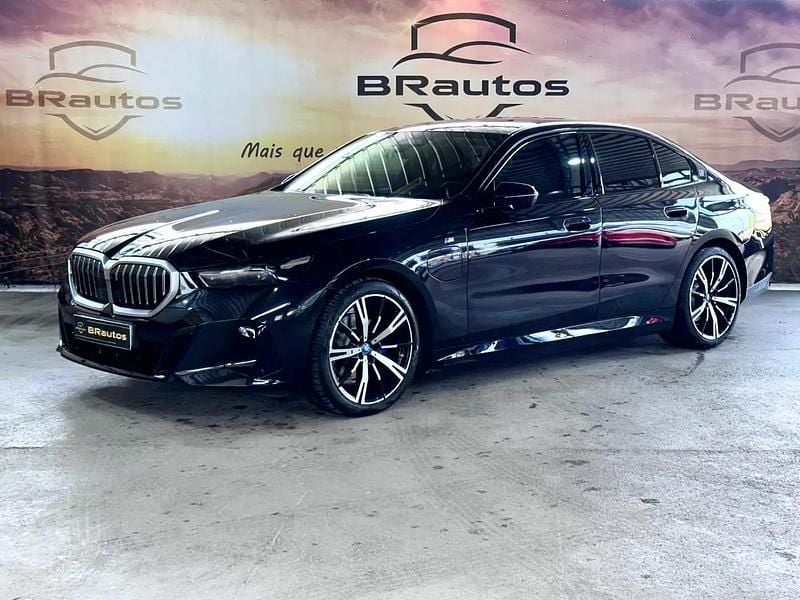 Preto Usado 2024 BMW 530e Coupé | € 59.900 (Super Preço) - Imagem 1/4