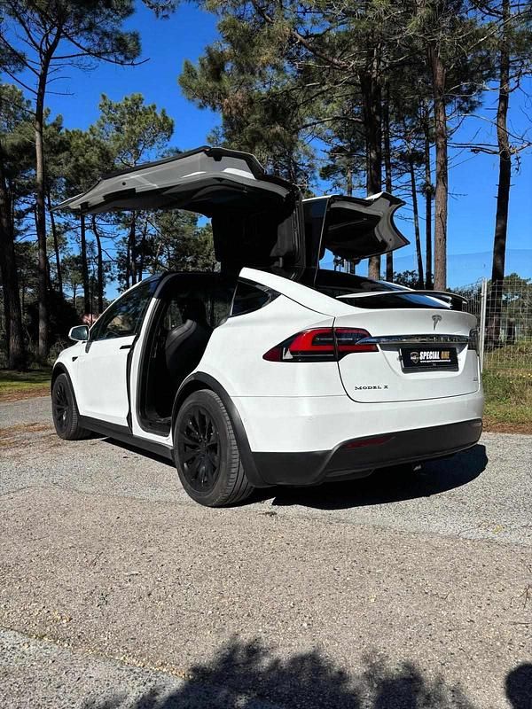 Usado Tesla Model X 386 kW (525 HP) 2018 Branco SUV
