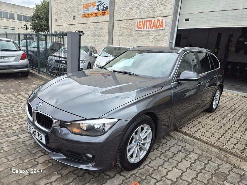 Usado BMW 318 Exclusive 143 HP (105 kW) 2014 Cinza Carrinha