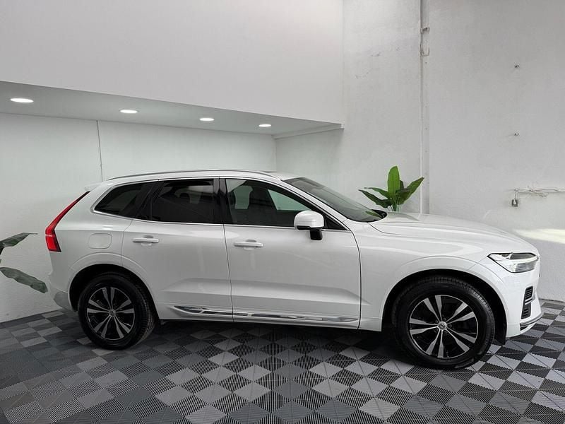 Usado Volvo XC60 Inscription 349 HP (256 kW) 2021 Branco SUV