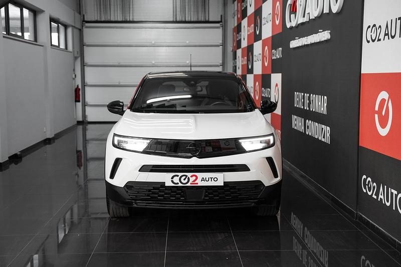 Usado Opel Mokka GS Line 130 HP (95 kW) 2023 Branco SUV