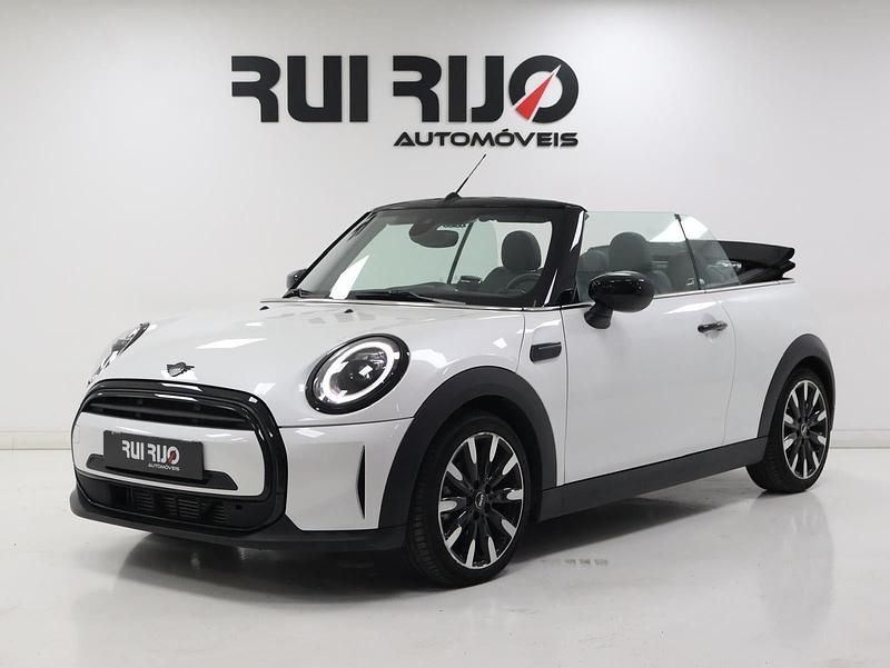 Branco Usado 2024 Mini Cooper Cabriolet Cabrios | € 32.500 - Imagem 1/4