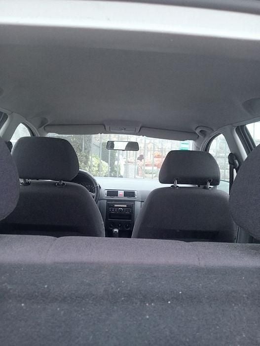 Usado 2003 Skoda Fabia Citadino | € 1.000 - Imagem 1/4