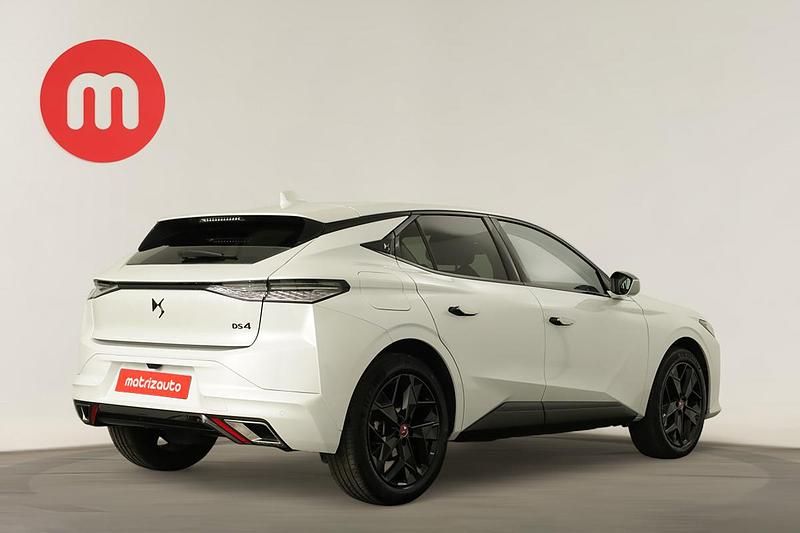 Usado DS Automobiles DS4 Performance 130 HP (95 kW) 2024 SUV
