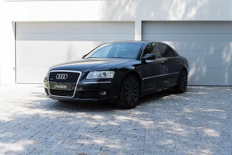 Preto Usado 2004 Audi A8 Sedan | € 9.900 - Imagem 1/4