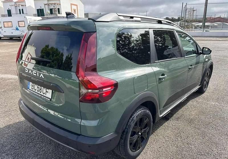 Usado Dacia Jogger 110 HP (80 kW) 2023 Verde Monovolume