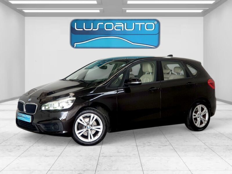 Castanho Usado 2015 BMW 216 Active Tourer Monovolume | € 14.900 (Preço justo) - Imagem 1/4