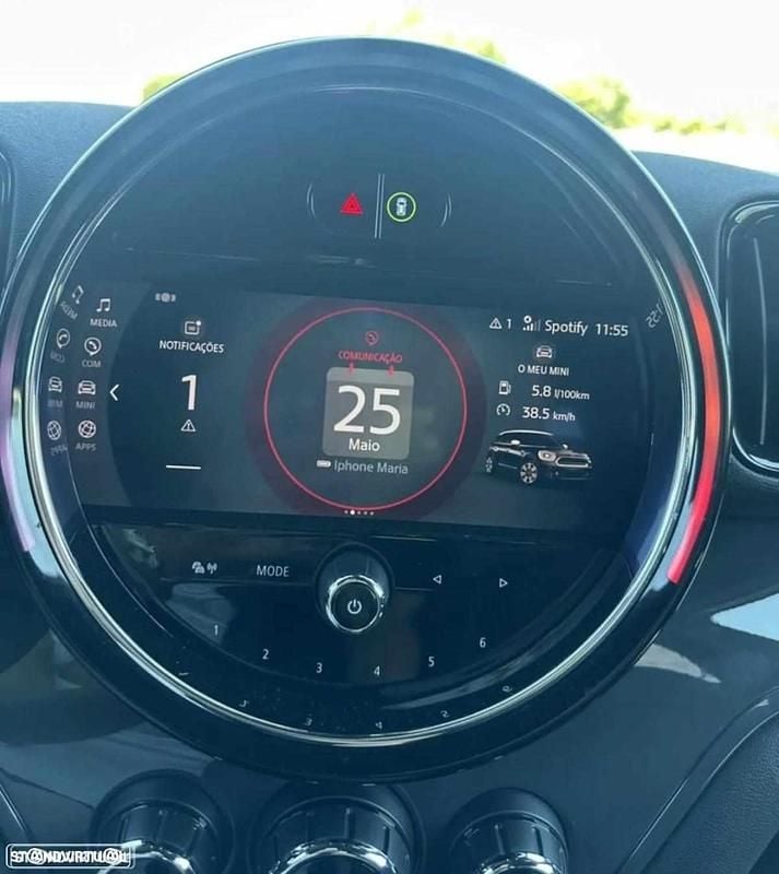 Usado Mini Countryman 116 HP (85 kW) 2021 Verde SUV