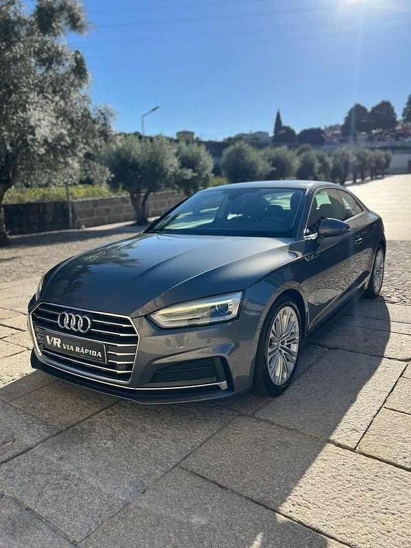 Cinza Usado 2017 Audi A5 S-Line Coupé | € 26.990 (Preço justo) - Imagem 1/4