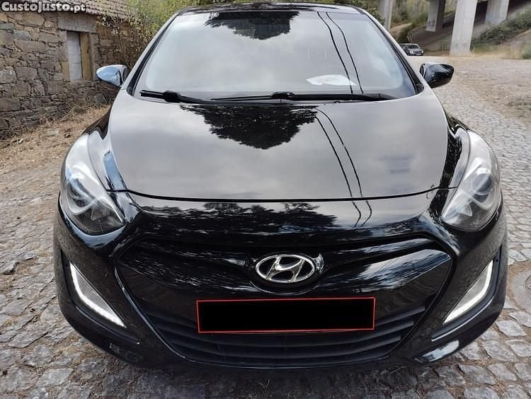 Preto Usado 2012 Hyundai i30 Comfort | € 6.500 (Preço justo) - Imagem 1/1