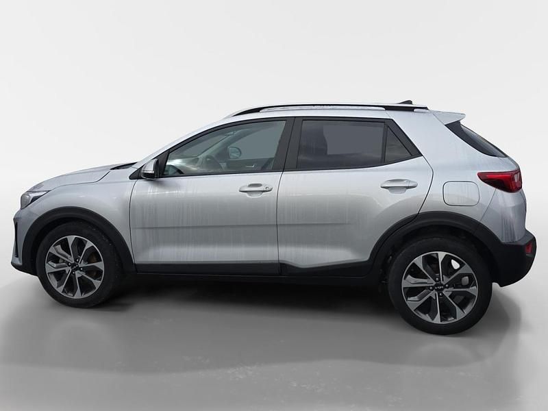 Usado Kia Stonic 100 HP (73 kW) 2024 Cinza SUV