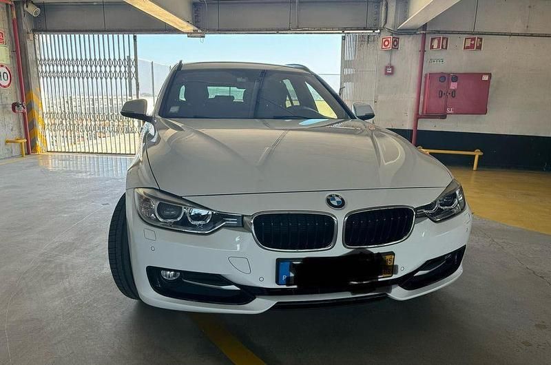 Usado 2015 BMW 318 Sport Line Carrinha | € 18.450 (Preço elevado) - Imagem 1/4