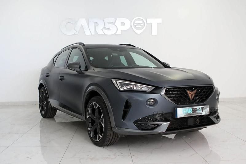 Cinzento Usado 2023 Cupra Formentor SUV | € 29.980 (Preço justo) - Imagem 1/4