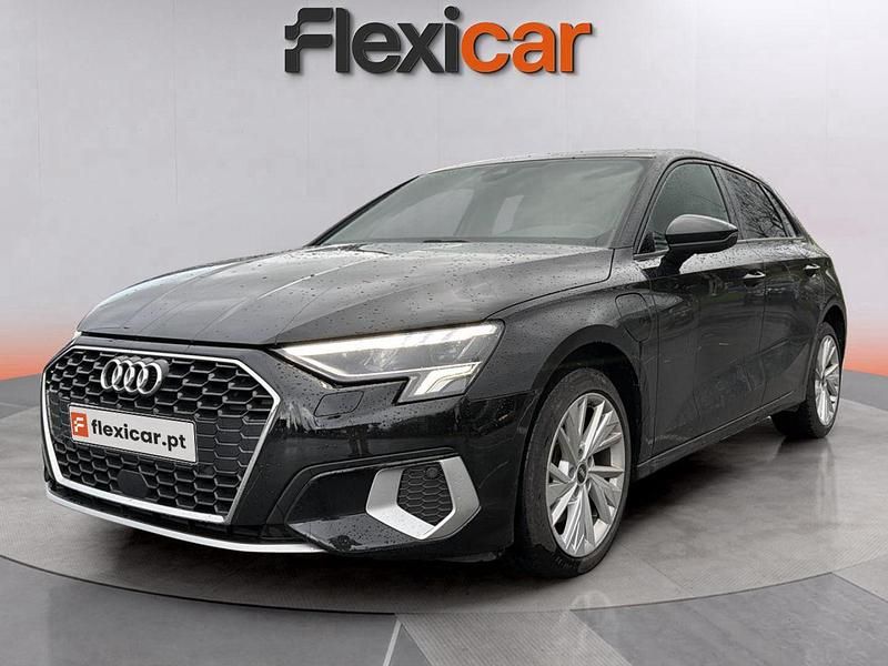 Usado Audi A3 e-tron Advanced 204 HP (150 kW) 2022 Preto Citadino