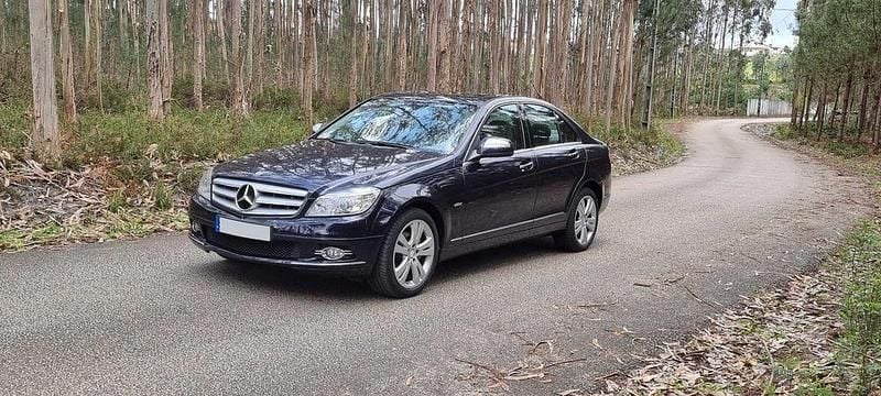 Usado 2007 Mercedes C220 Avantgarde Sedan | € 13.500 (Preço elevado) - Imagem 1/4