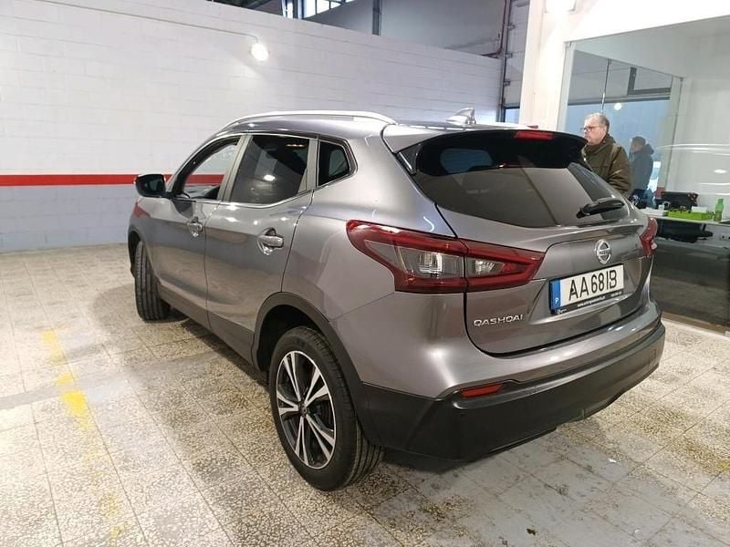 Usado Nissan Qashqai Style Edition 115 HP (84 kW) 2020 Cinza SUV