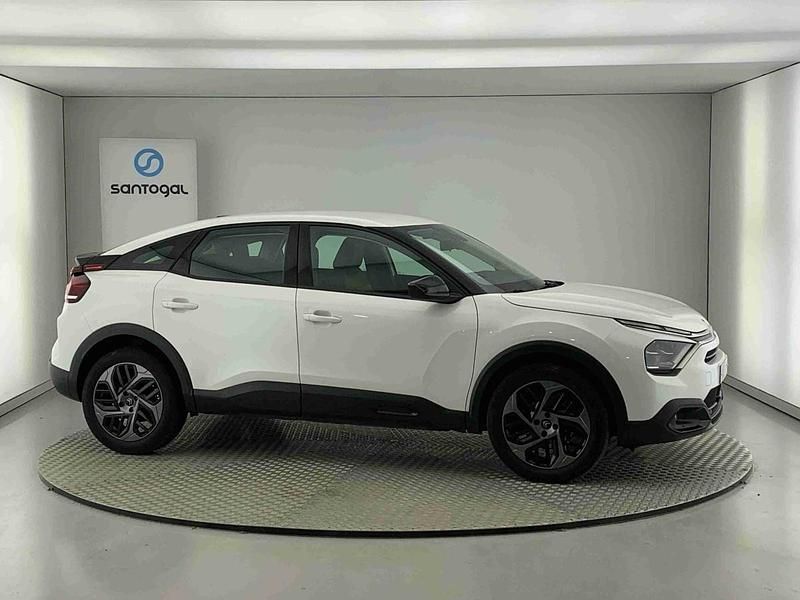 Branco Usado 2022 Citroën C4 Feel Citadino | € 19.490 (Preço justo) - Imagem 1/4