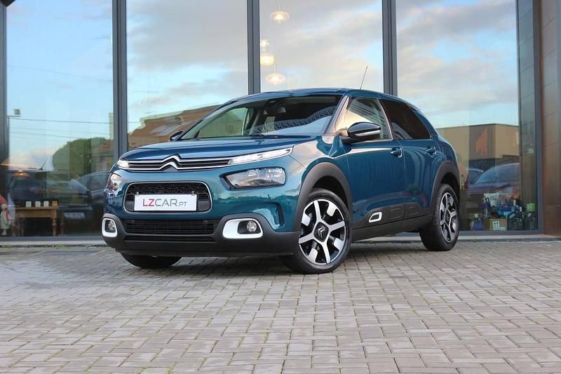 Azul Usado 2018 Citroën C4 Cactus Citadino | € 14.450 (Caro) - Imagem 1/4