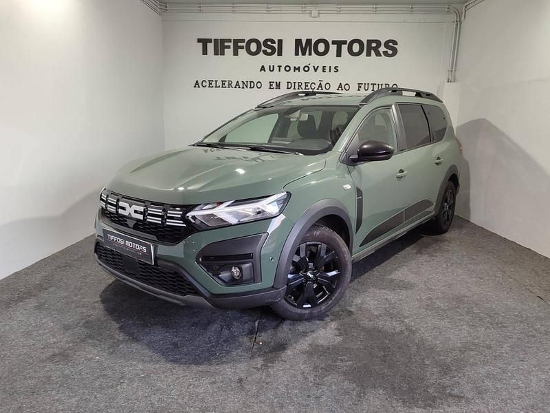 Verde Usado 2023 Dacia Jogger | € 17.500 (Preço justo) - Imagem 1/4