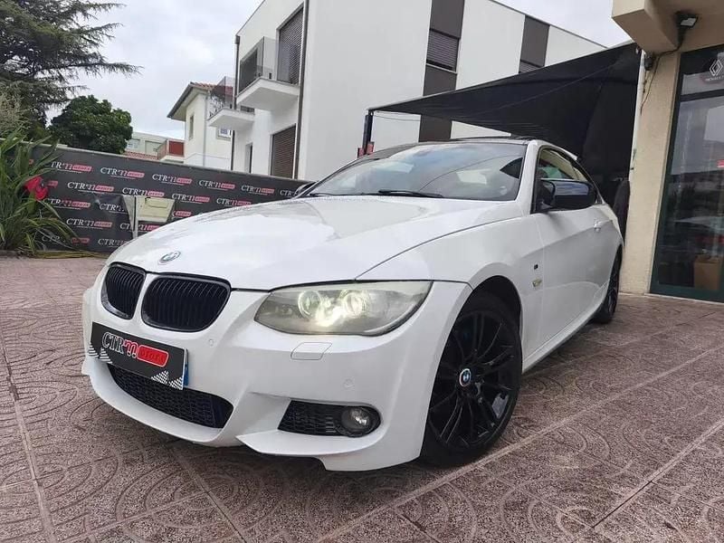 Branco Usado 2010 BMW 320 M Sport Coupé | € 16.900 (Preço elevado) - Imagem 1/4