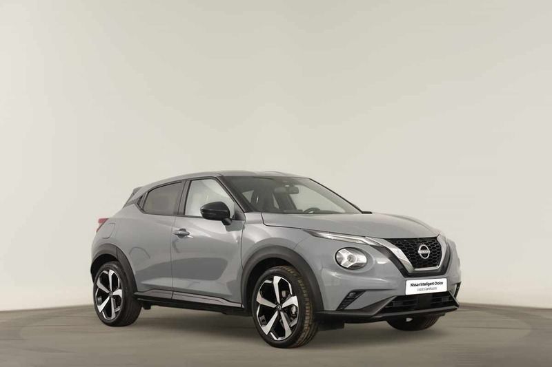Cinzento Usado 2024 Nissan Juke Tekna SUV | € 24.690 (Preço elevado) - Imagem 1/4