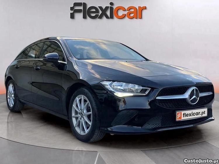 Preto Usado 2022 Mercedes CLA180 Shooting Brake Progressive Carrinha | € 24.990 - Imagem 1/1