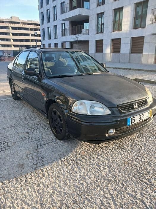 Usado Honda Civic 90 HP (66 kW) 1997 Sedan