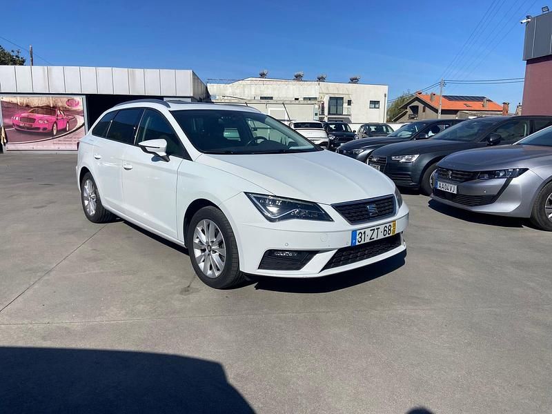 Branco Usado 2020 Seat Leon XCELLENCE | € 13.900 (Preço justo) - Imagem 1/4