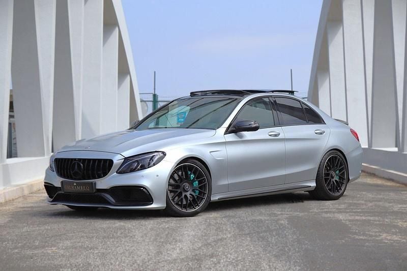 Cinza Usado 2016 Mercedes C63 AMG AMG Sedan | € 64.990 - Imagem 1/4
