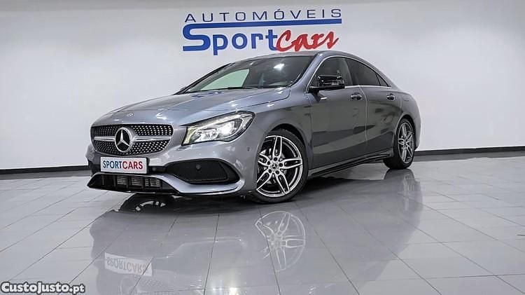 Cinza Usado 2018 Mercedes CLA200 AMG line Sedan | € 21.950 (Bom preço) - Imagem 1/1