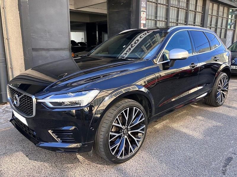 Preto Usado 2018 Volvo XC60 R-Design SUV | € 42.950 - Imagem 1/4