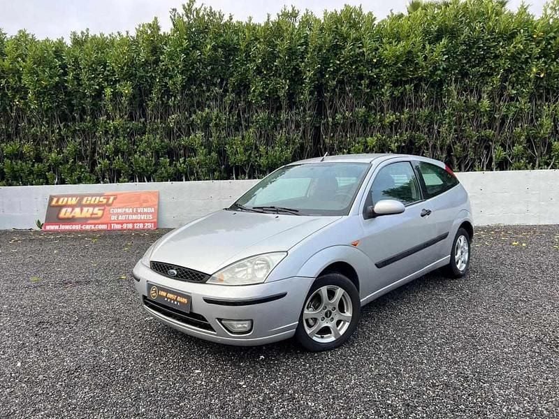 Cinza Usado 2004 Ford Focus Van | € 2.990 (Preço justo) - Imagem 1/4