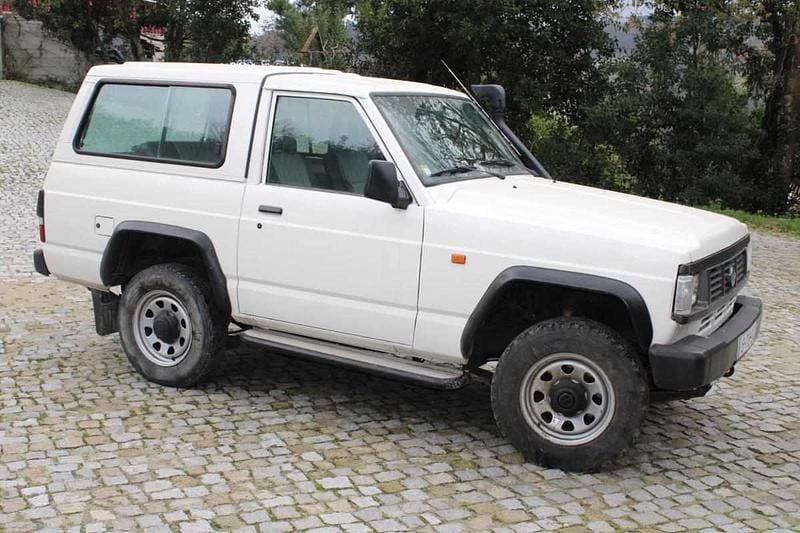 Branco Usado 1994 Nissan Patrol SUV | € 8.500 - Imagem 1/4