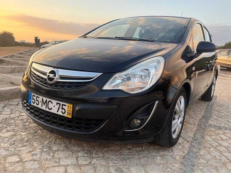 Usado 2011 Opel Corsa Sedan | € 5.200 (Preço justo) - Imagem 1/4