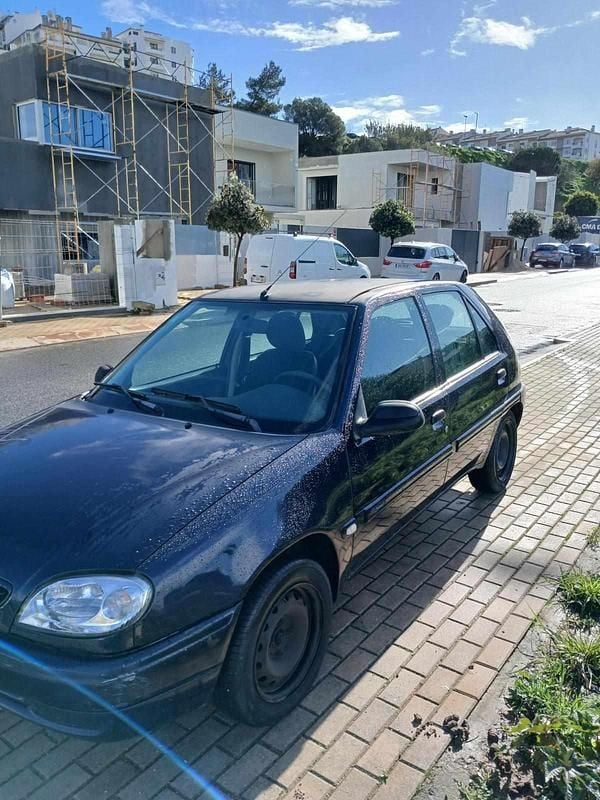 Usado Citroën Saxo 60 HP (44 kW) 2003 Azul Citadino