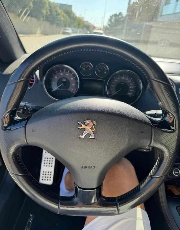 Usado Peugeot RCZ 156 HP (114 kW) 2011 Preto Coupé